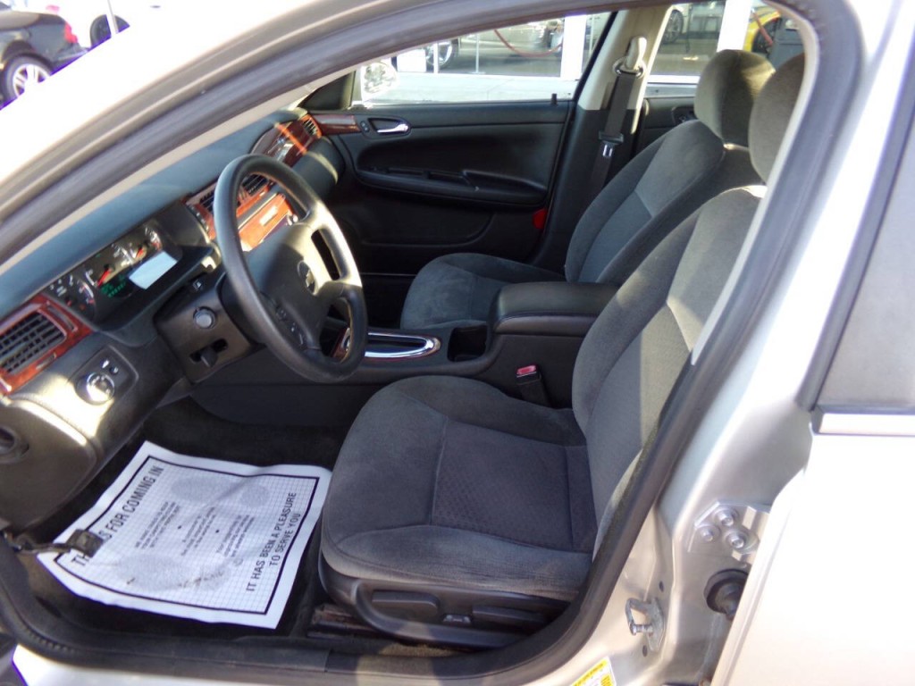 2008 Chevrolet Impala Image 10