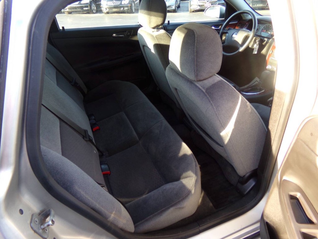 2008 Chevrolet Impala Image 15