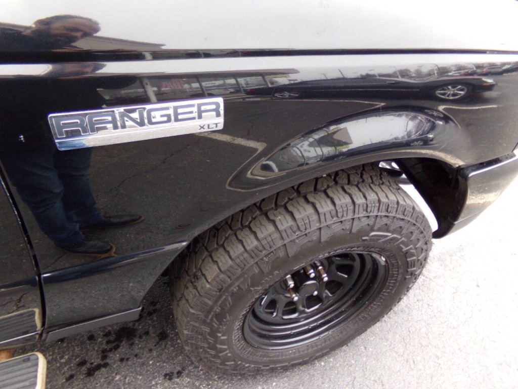 2006 Ford Ranger Image 32