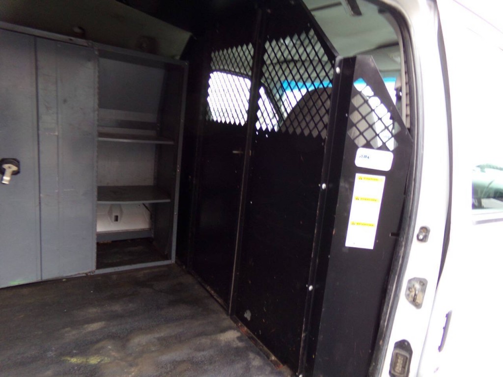 2006 Ford E-Series Image 13