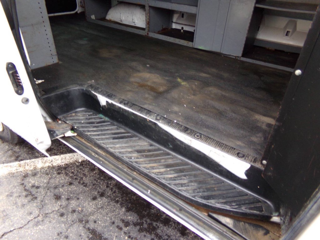 2006 Ford E-Series Image 15