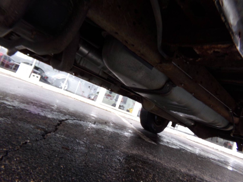 2006 Ford E-Series Image 39