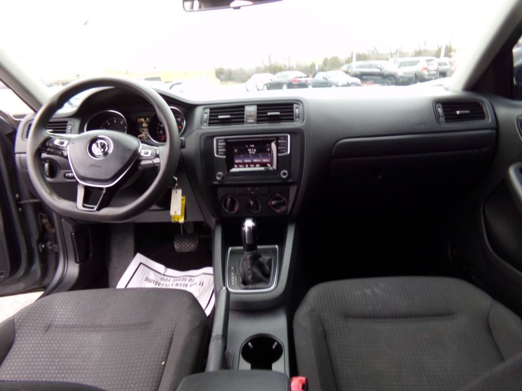 2016 Volkswagen Jetta Image 22