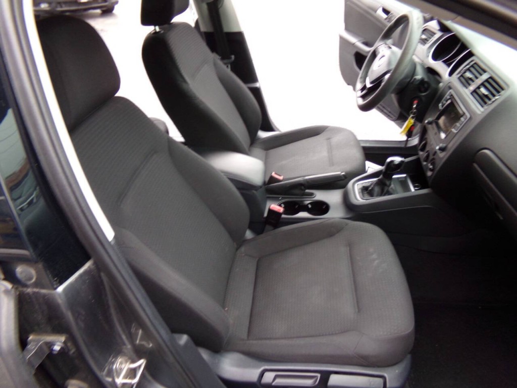 2016 Volkswagen Jetta Image 26