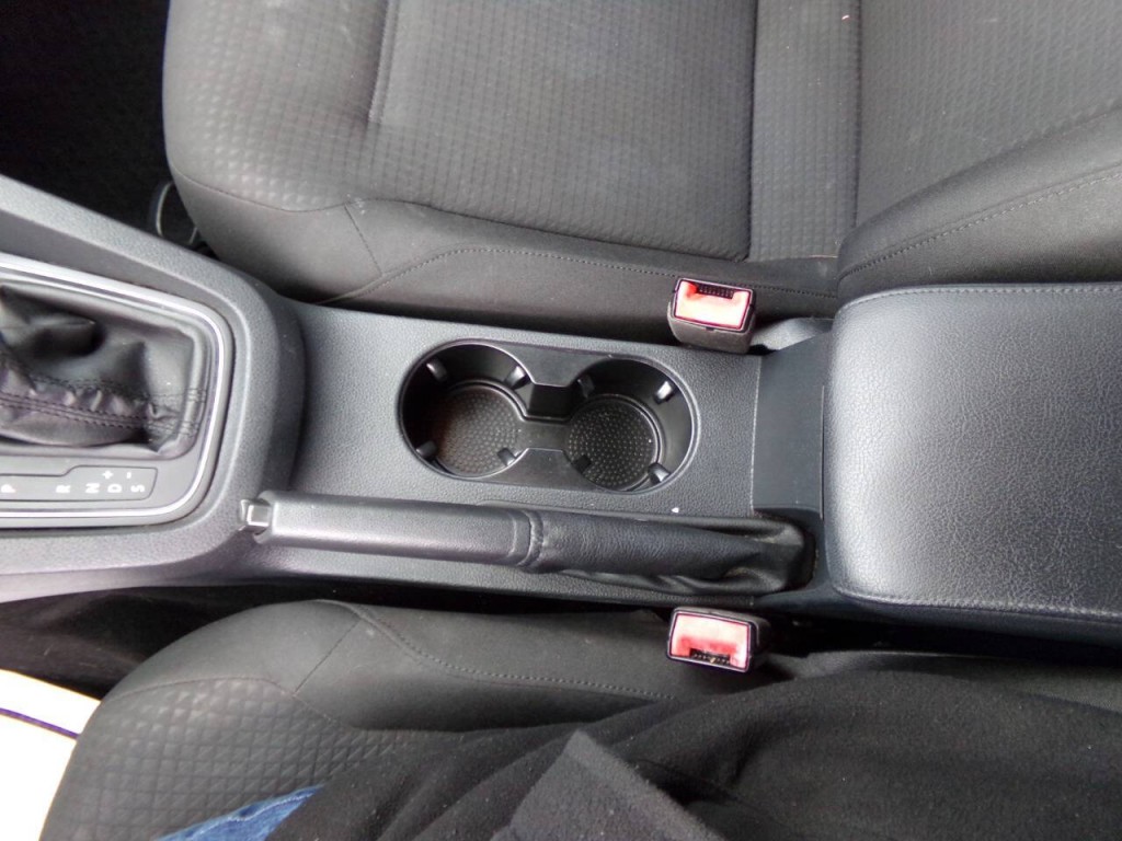 2016 Volkswagen Jetta Image 35