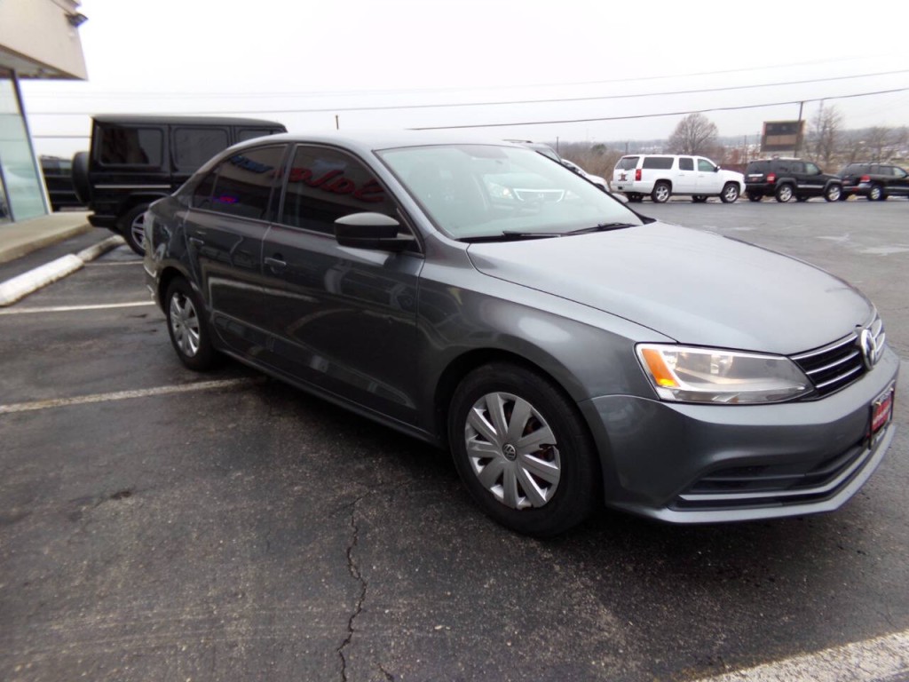 2016 Volkswagen Jetta Image 44