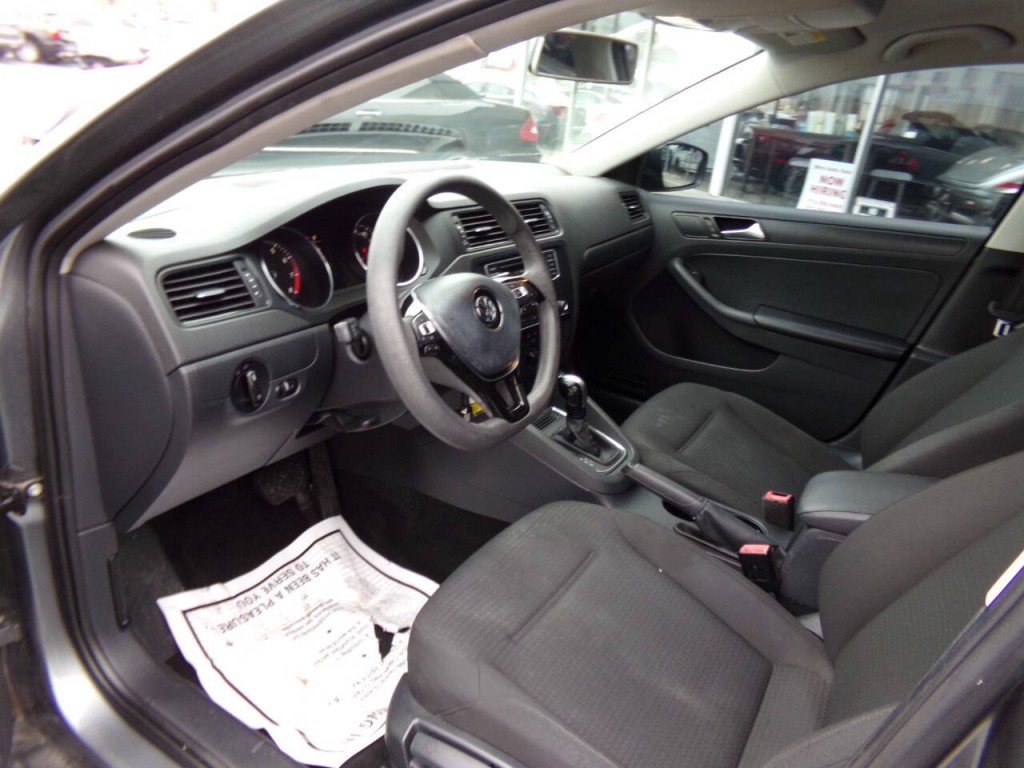 2016 Volkswagen Jetta Image 47