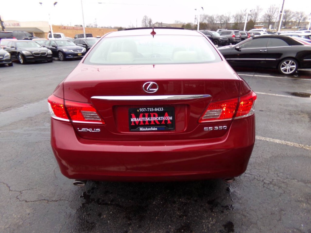 2010 Lexus ES 350 Image 3