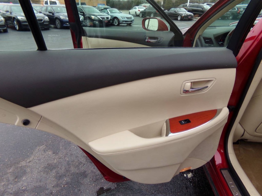 2010 Lexus ES 350 Image 12