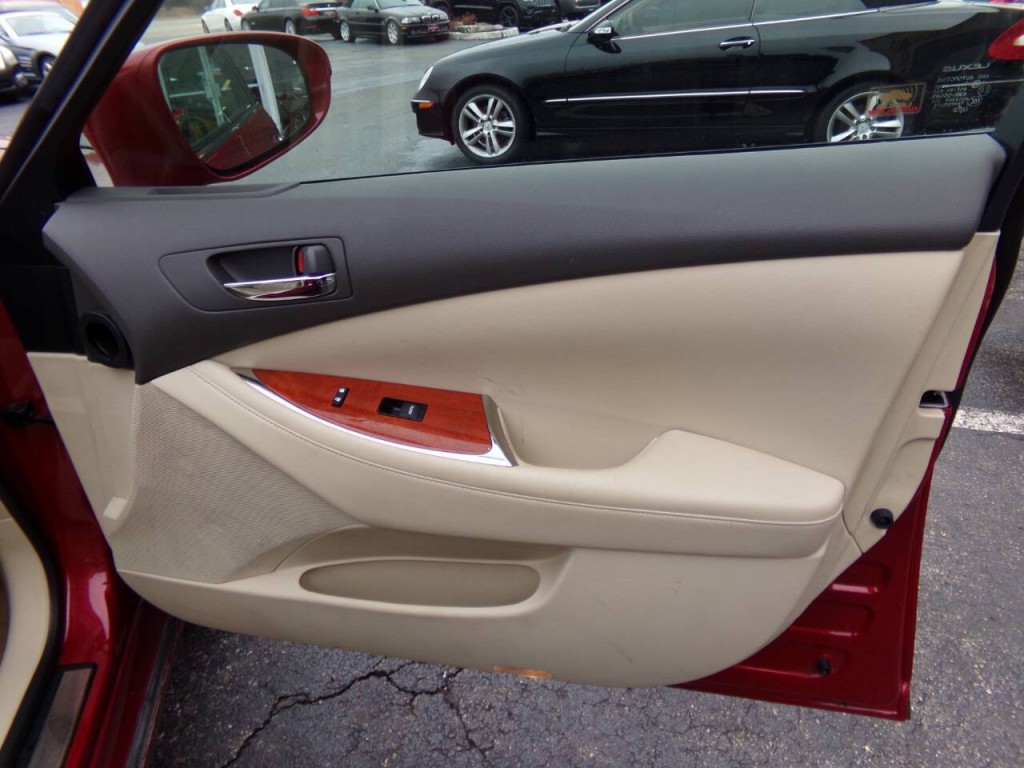 2010 Lexus ES 350 Image 34