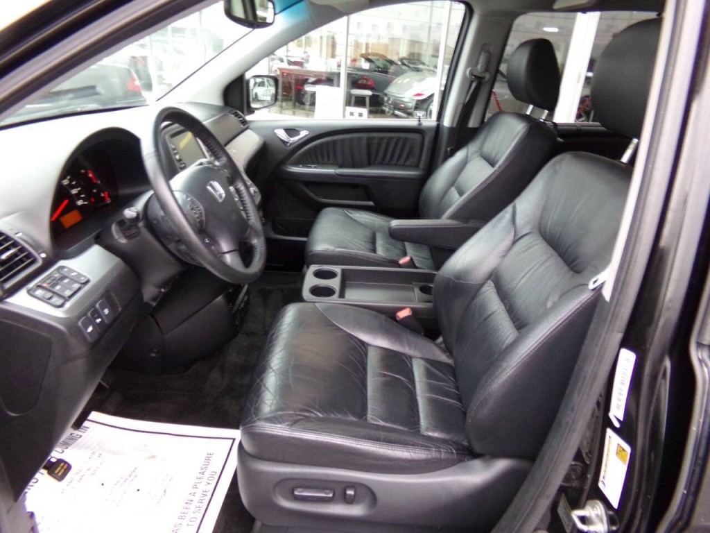 2010 Honda Odyssey Image 9