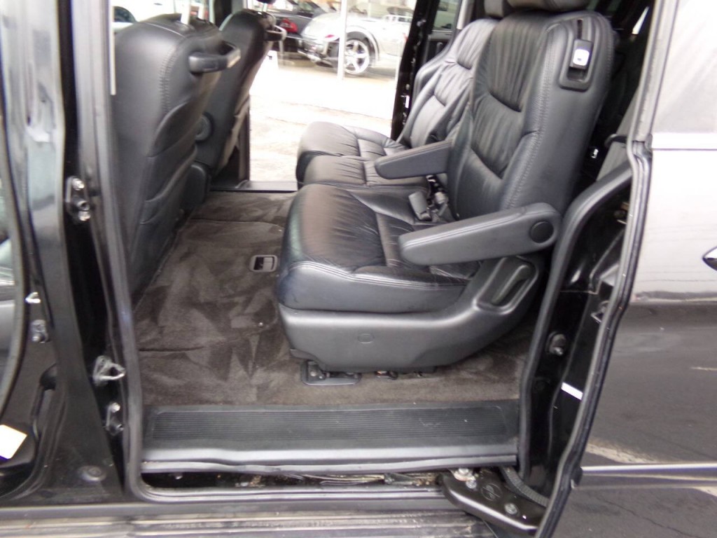 2010 Honda Odyssey Image 11