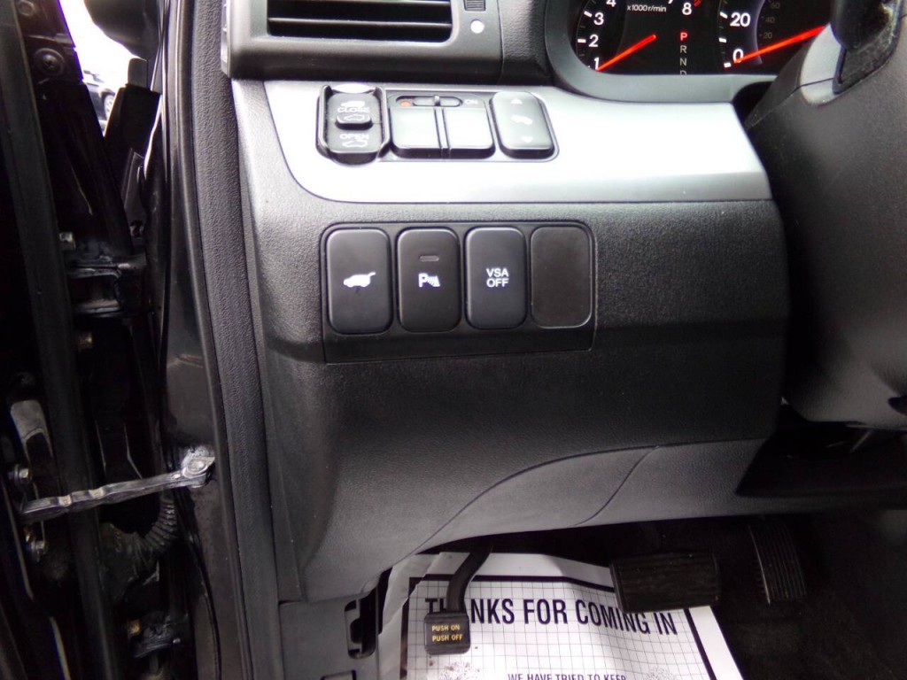 2010 Honda Odyssey Image 21