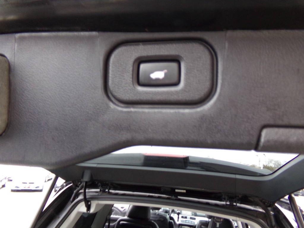 2010 Honda Odyssey Image 33