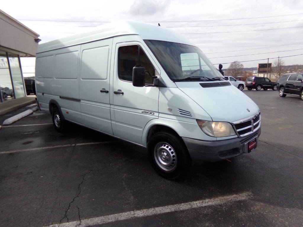 2004 Dodge Sprinter Image 5