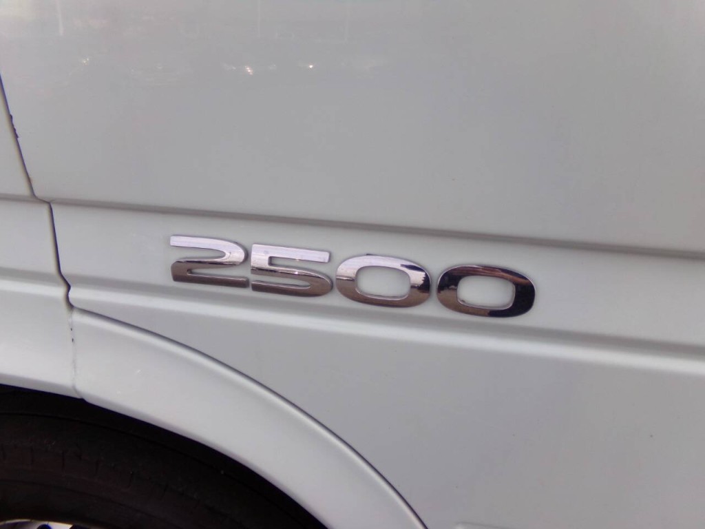 2004 Dodge Sprinter Image 8