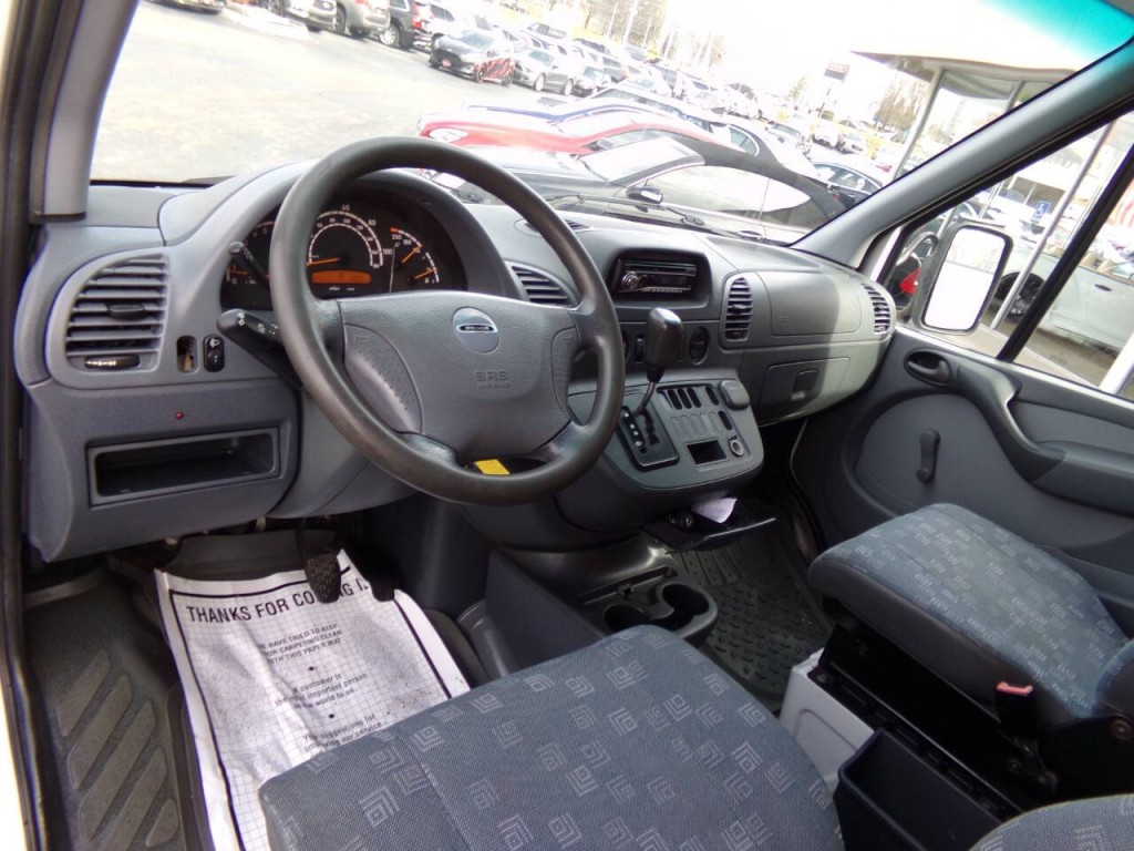 2004 Dodge Sprinter Image 9
