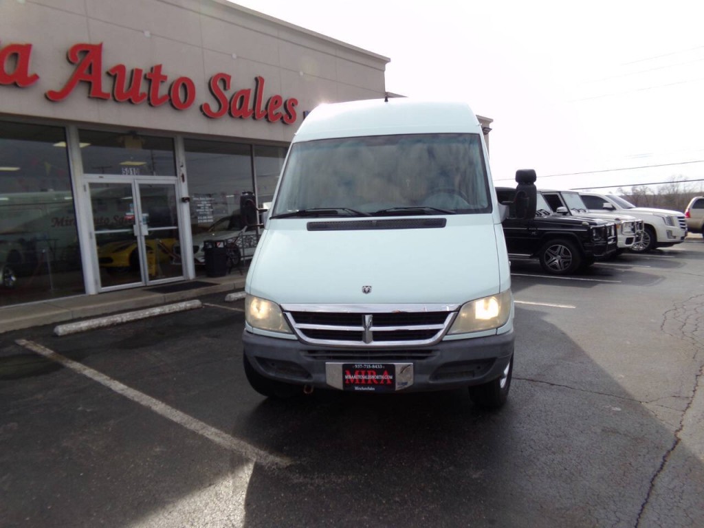 2004 Dodge Sprinter Image 39