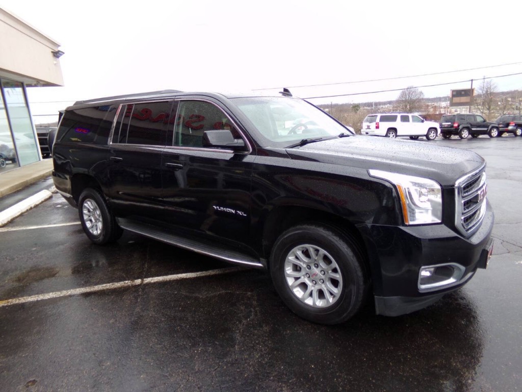 2016 GMC Yukon Image 4