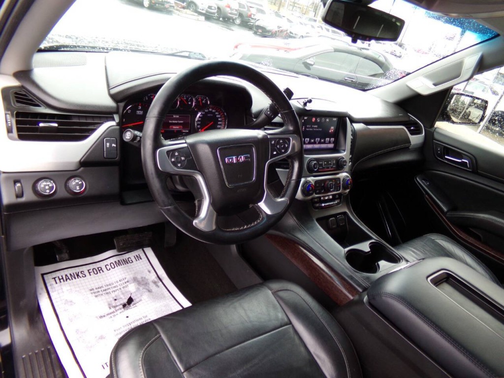 2016 GMC Yukon Image 7