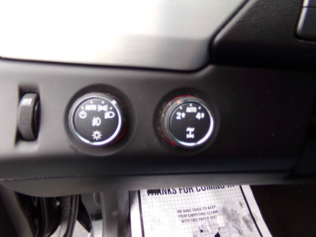 2016 GMC Yukon Image 34