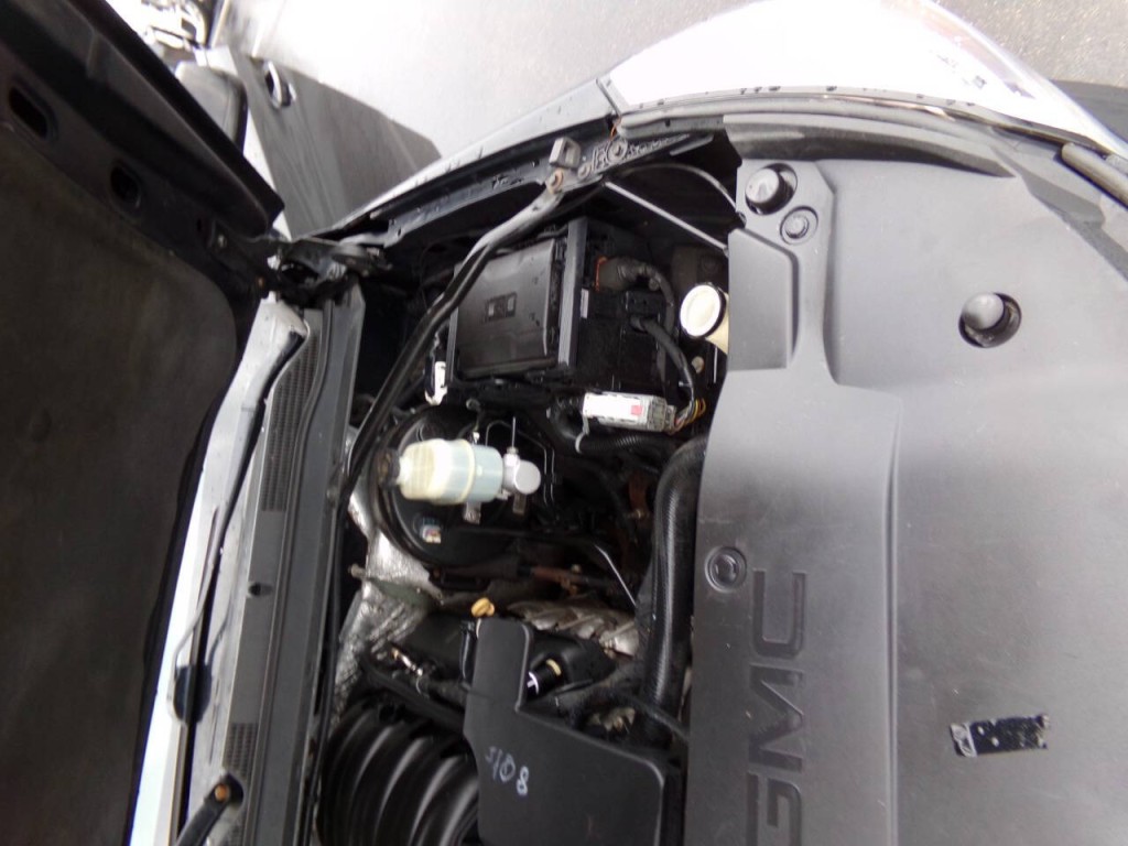 2016 GMC Yukon Image 52