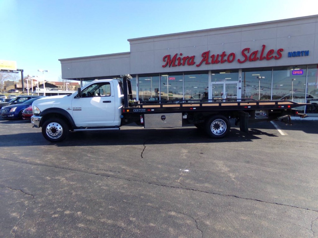 2018 RAM 5500 Image 3