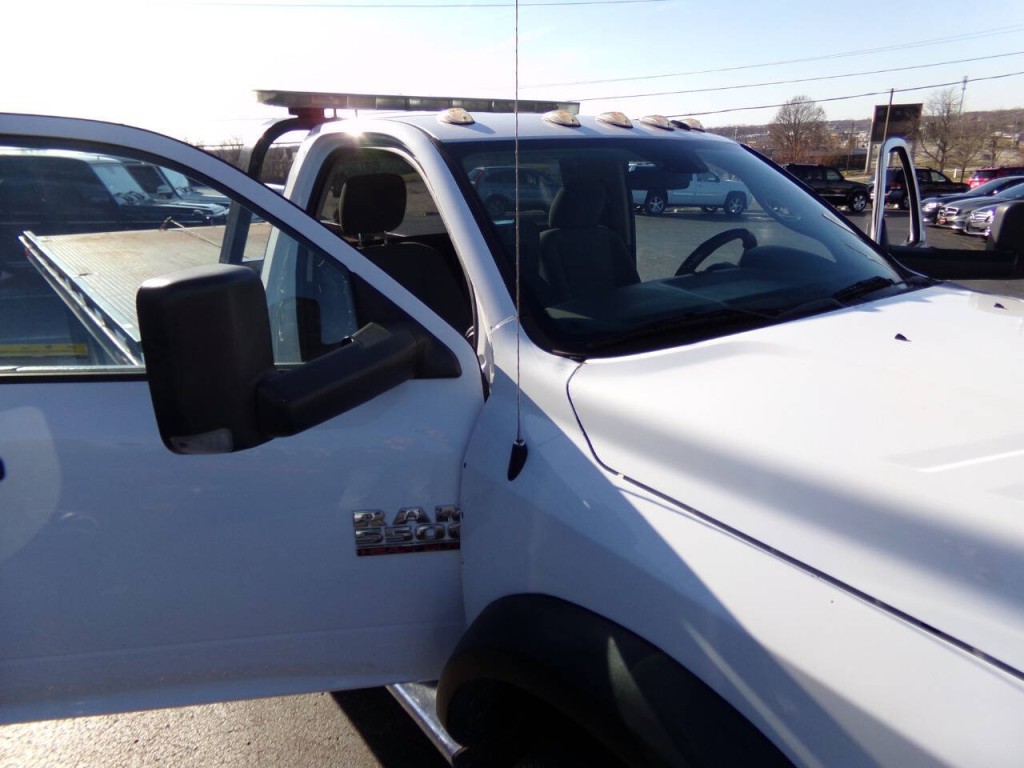 2018 RAM 5500 Image 46