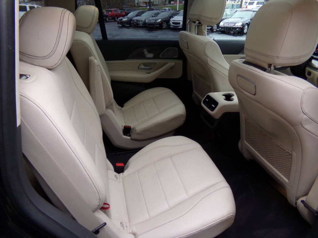 2020 Mercedes-Benz GLS-Class Image 40