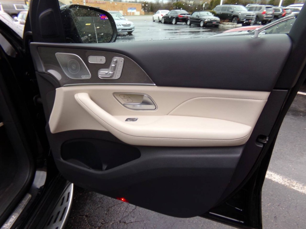 2020 Mercedes-Benz GLS-Class Image 44