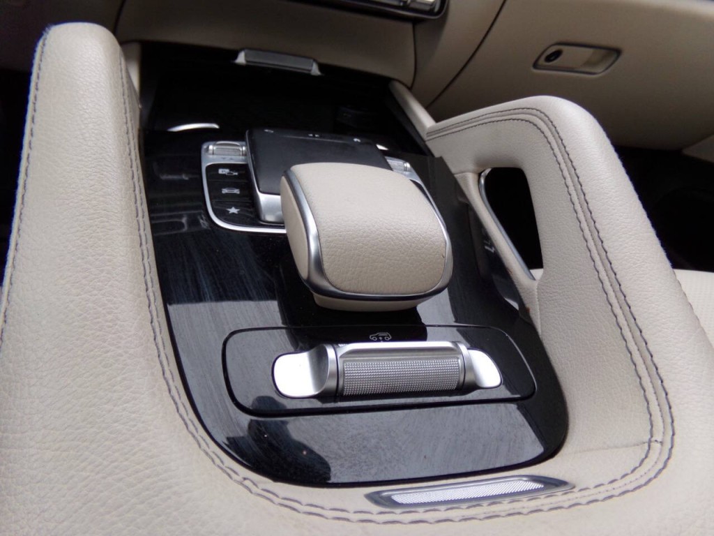 2020 Mercedes-Benz GLS-Class Image 61