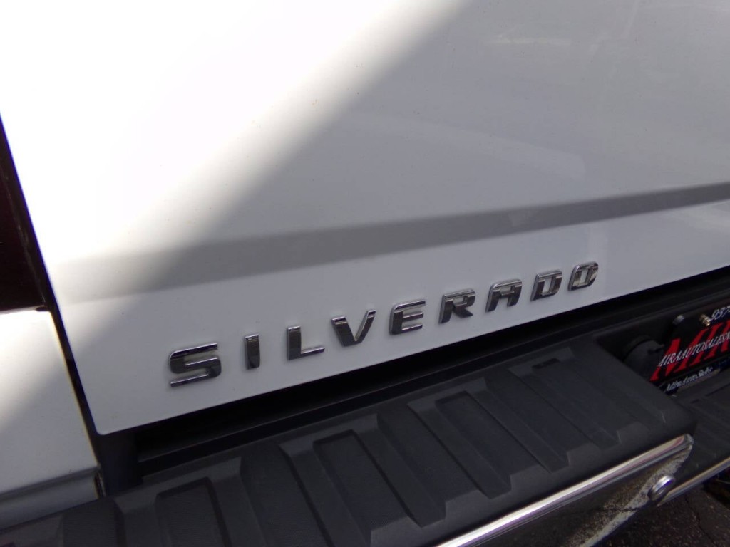 2017 Chevrolet Silverado 1500 Image 18