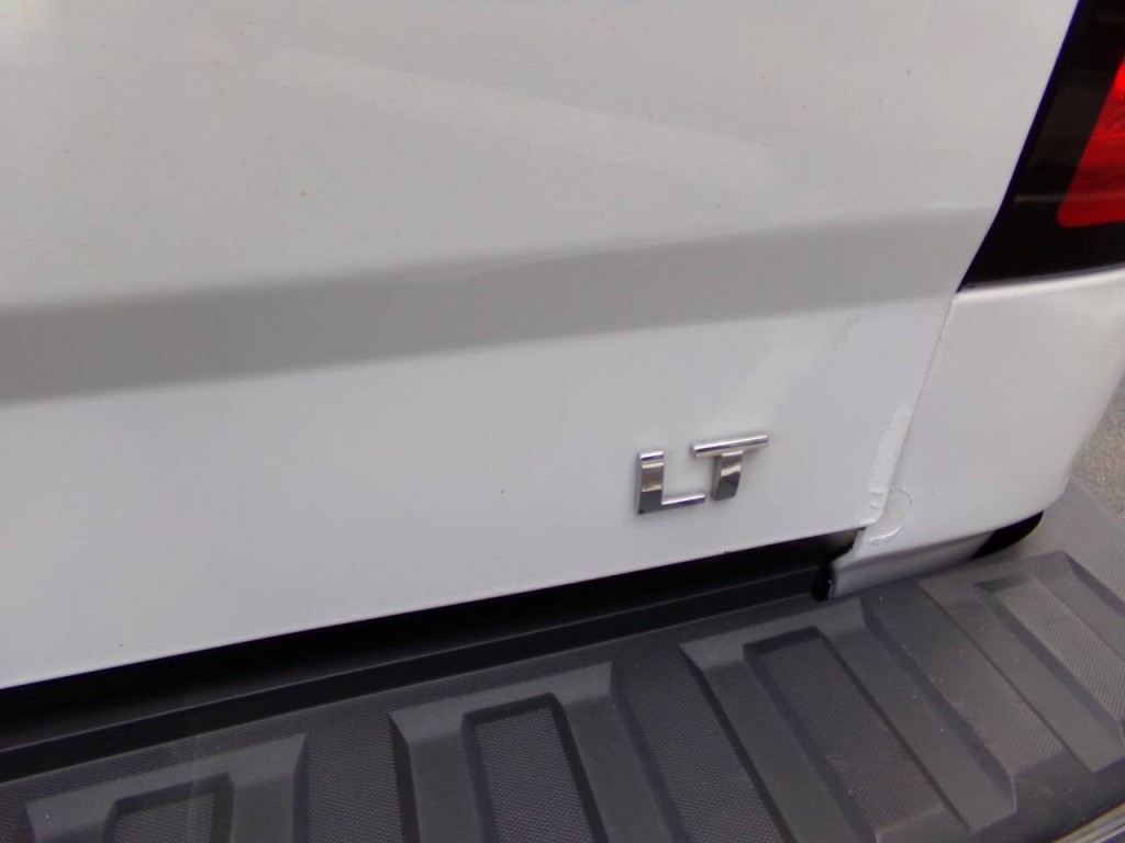 2017 Chevrolet Silverado 1500 Image 19