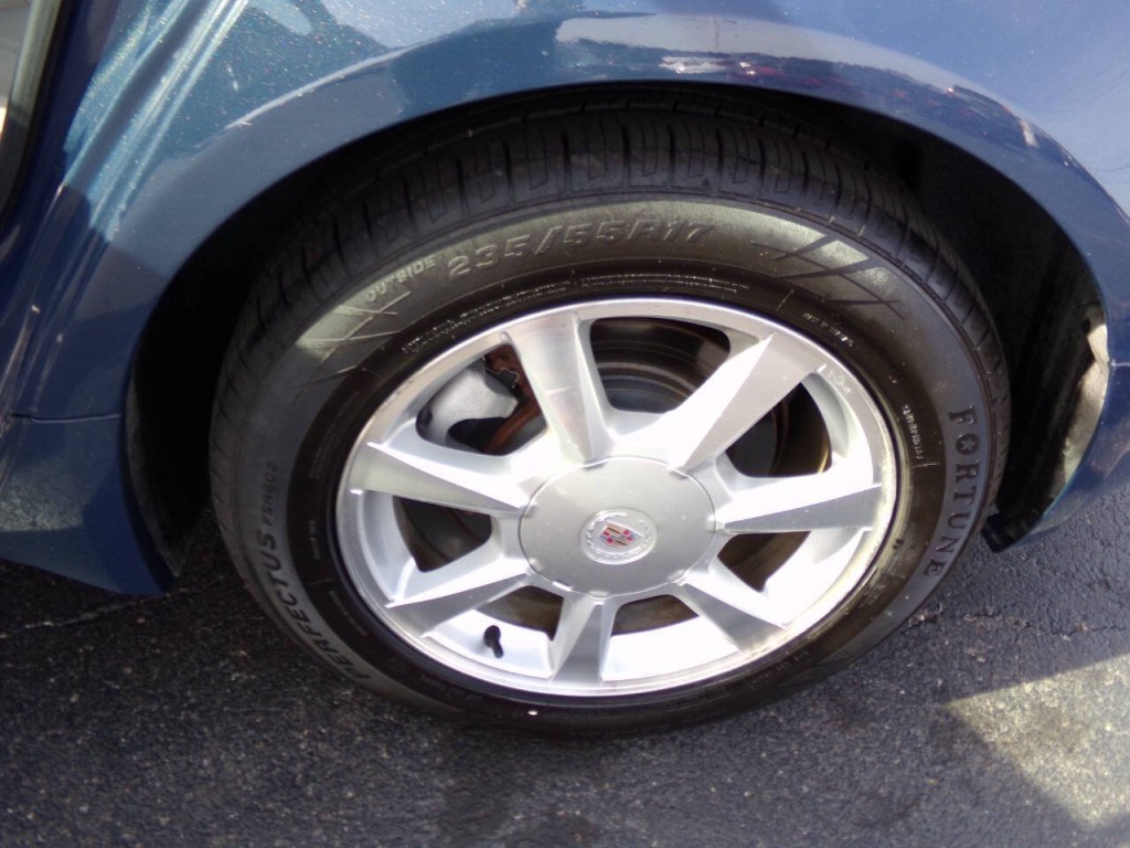 2009 Cadillac CTS Image 10