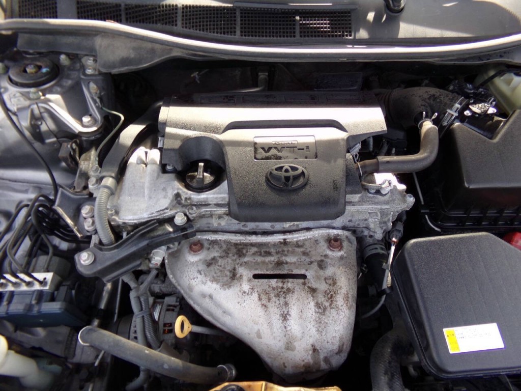 2016 Toyota Camry Image 25