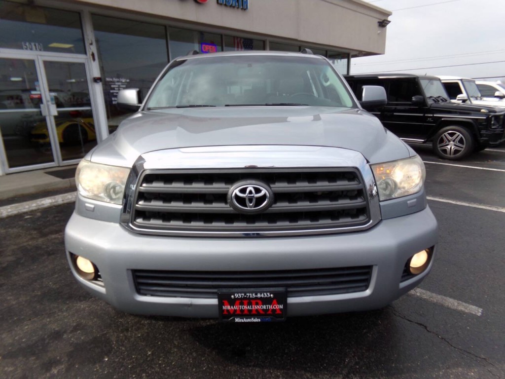 2011 Toyota Sequoia Image 5