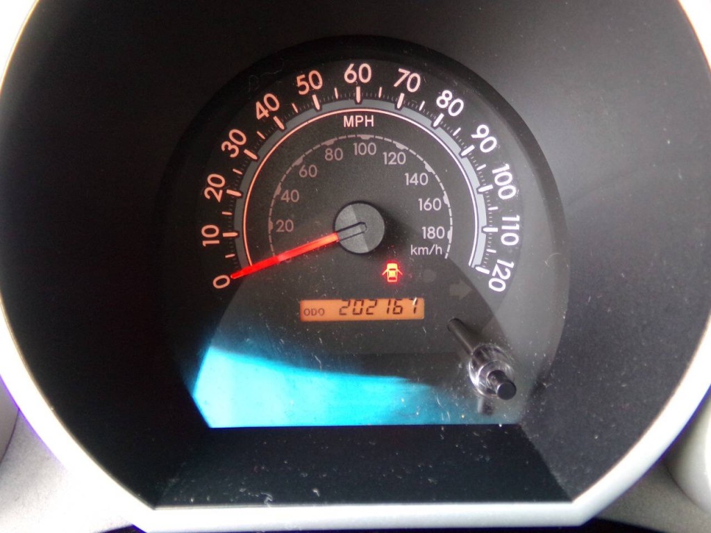 2011 Toyota Sequoia Image 40