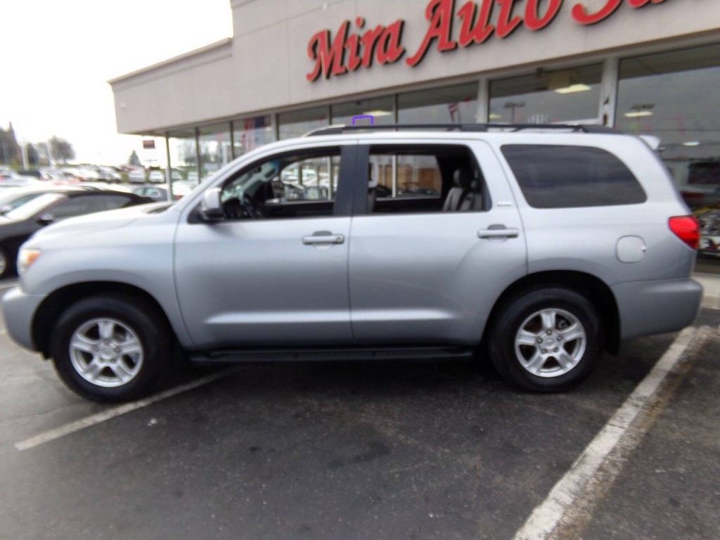 2011 Toyota Sequoia Image 55
