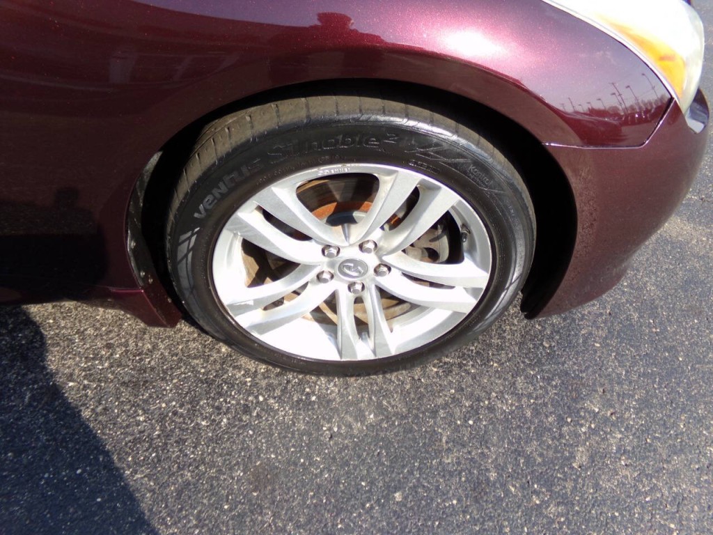 2010 INFINITI G37 Image 35