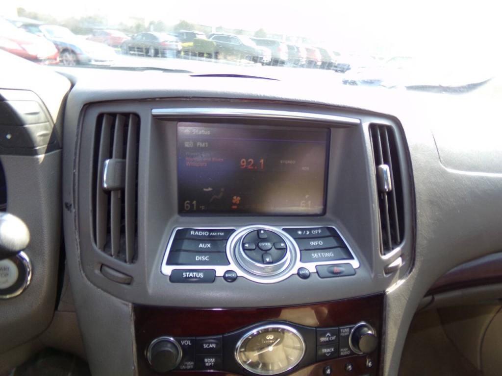 2010 INFINITI G37 Image 56
