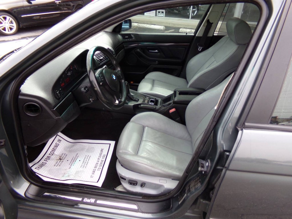 2003 BMW 5 Series Image 10