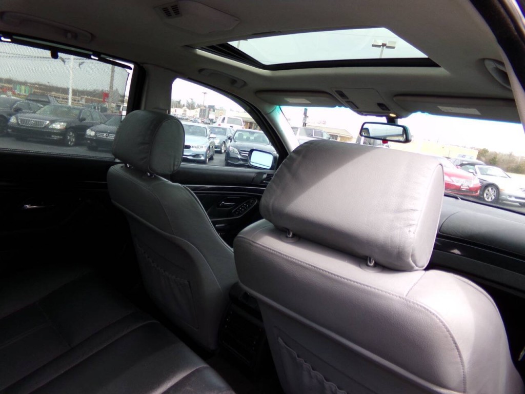 2003 BMW 5 Series Image 22