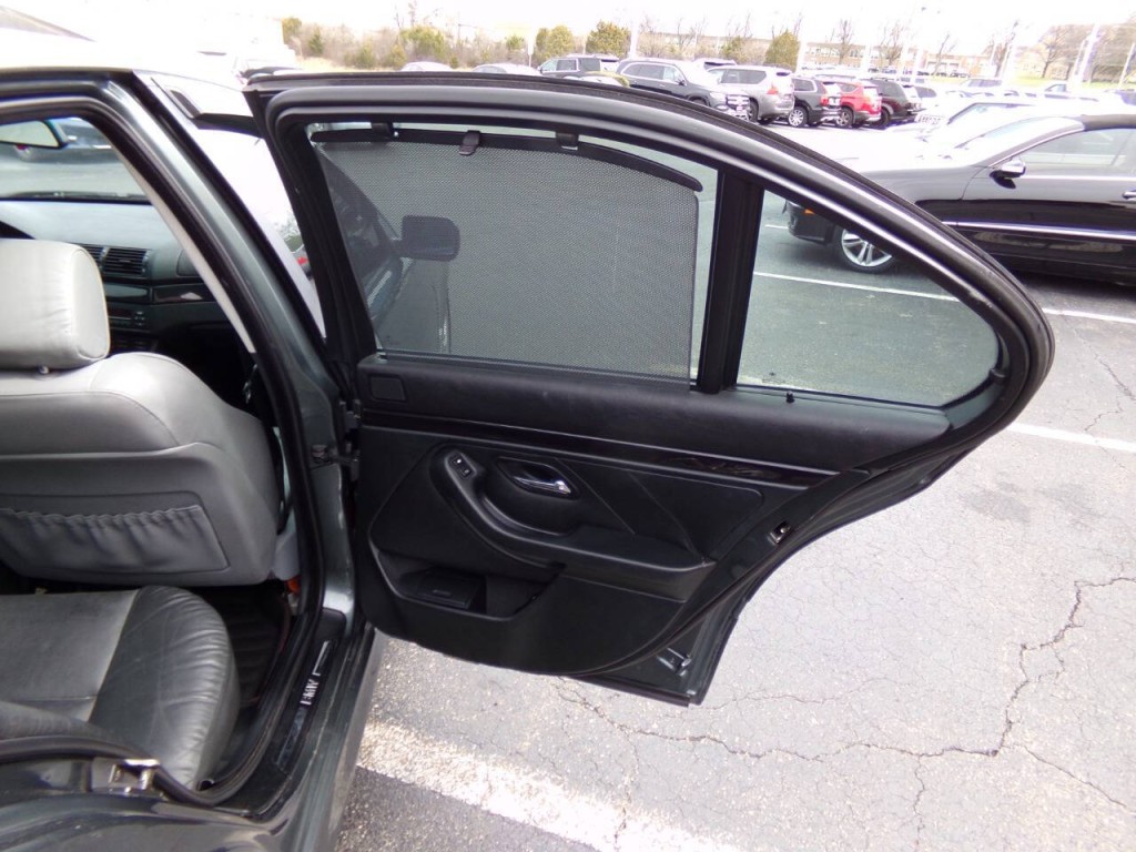 2003 BMW 5 Series Image 24