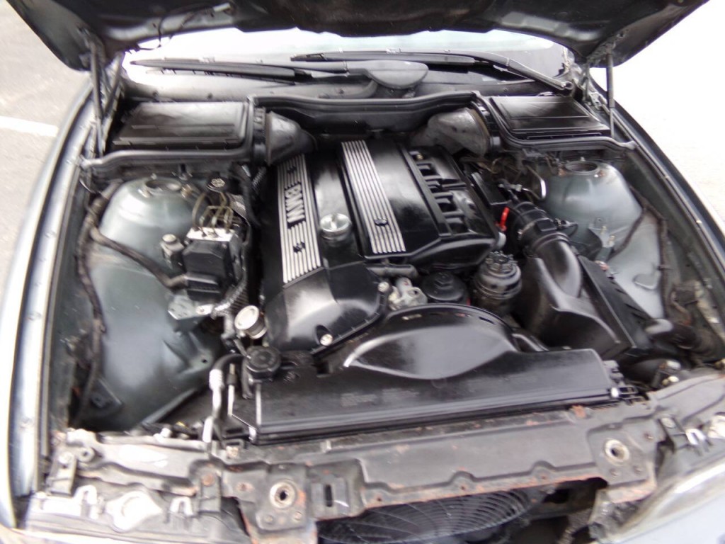 2003 BMW 5 Series Image 29