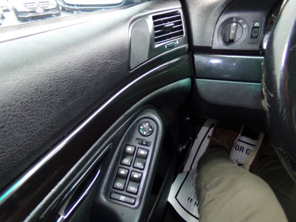 2003 BMW 5 Series Image 47