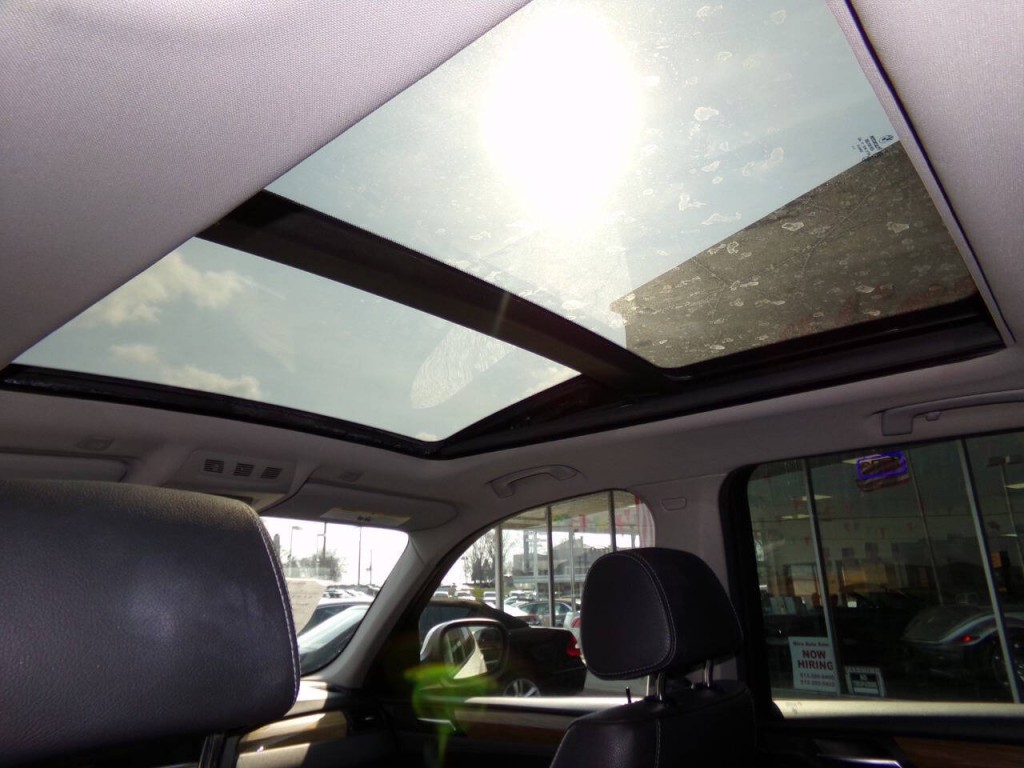 2012 BMW X3 Image 16