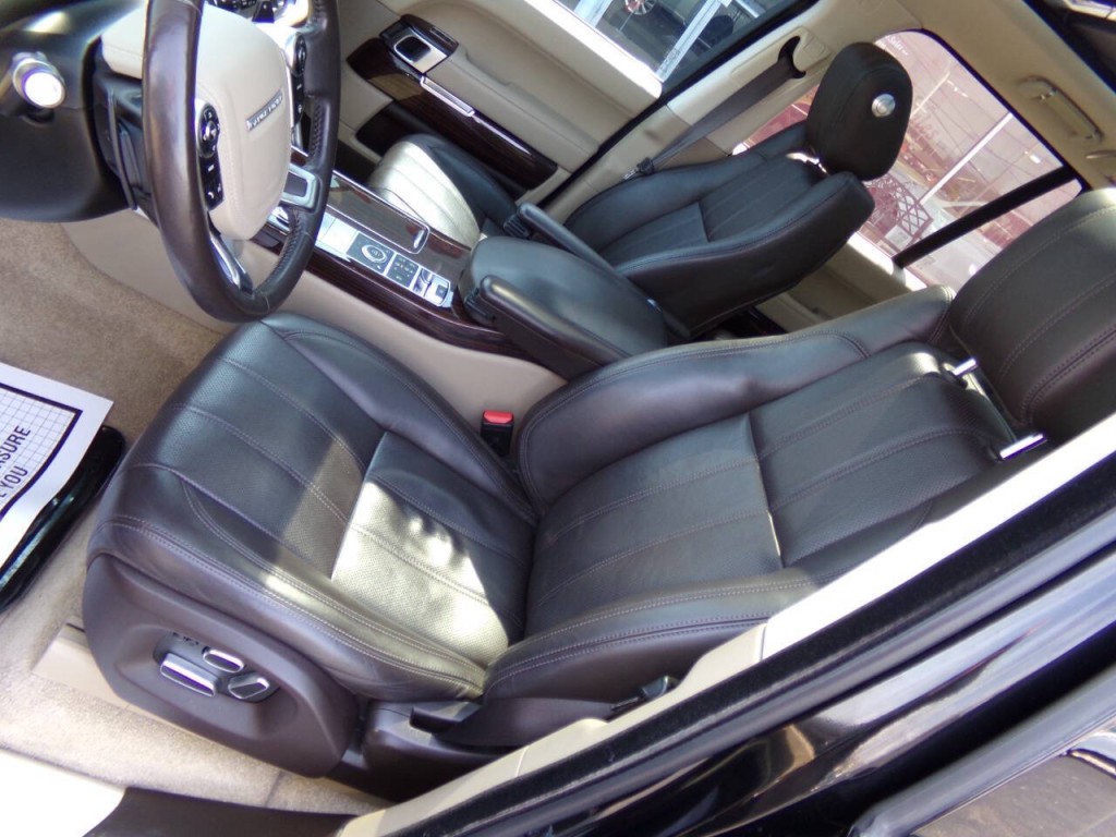 2014 Land Rover Range Rover Image 12