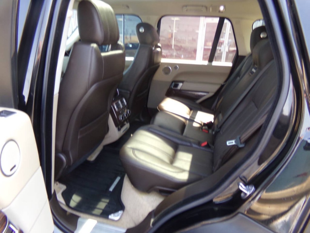 2014 Land Rover Range Rover Image 14