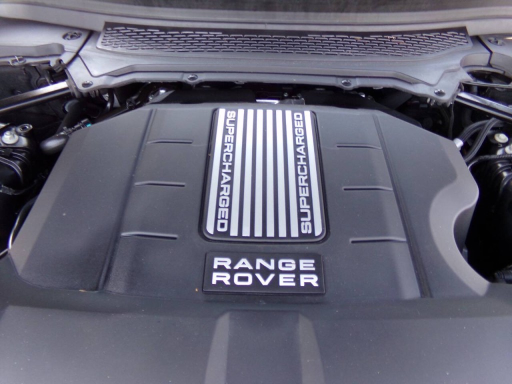 2014 Land Rover Range Rover Image 38