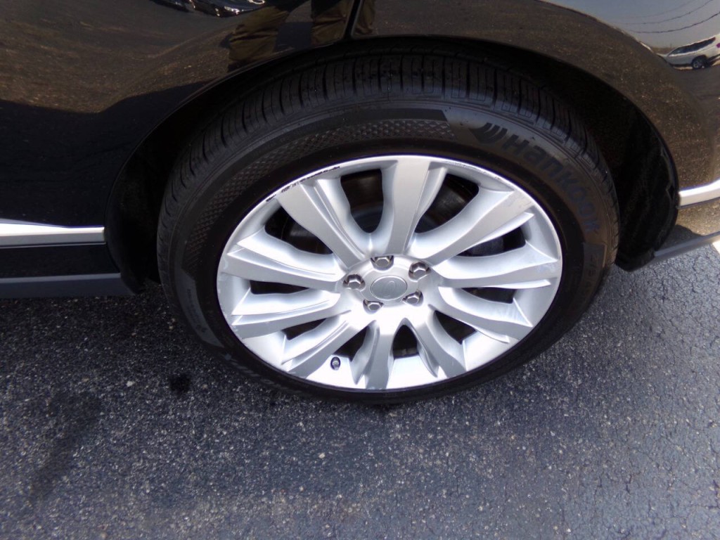 2014 Land Rover Range Rover Image 46